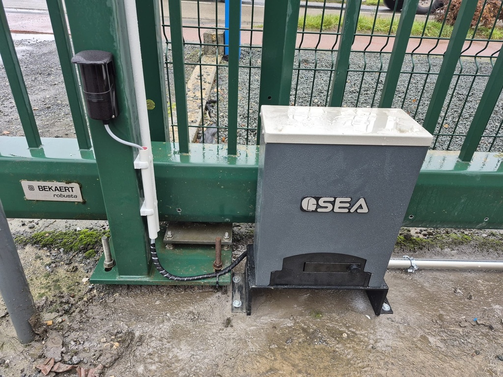 Universele Motorsteun / Montage plaat voor Saturn (Pass) - Draadstangen niet inbegrepen